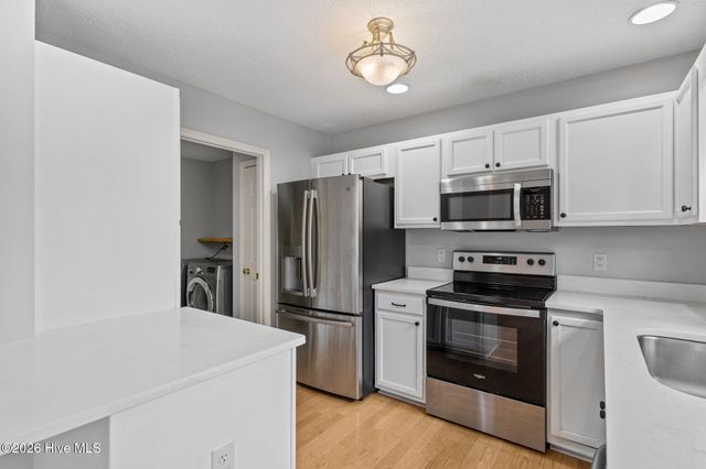 410 Point View Court, Wilmington, NC 28411