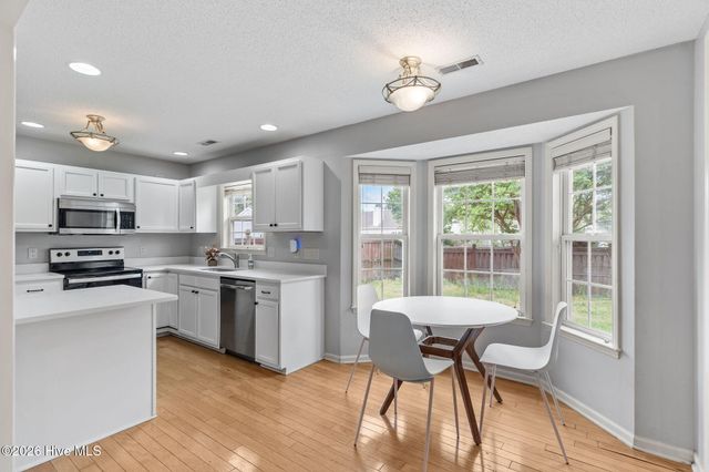 410 Point View Court, Wilmington, NC 28411