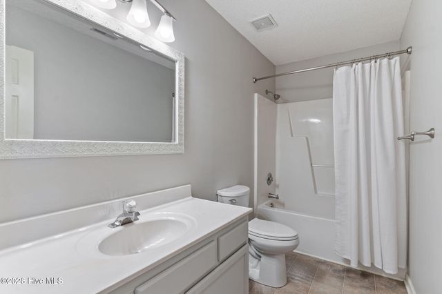 410 Point View Court, Wilmington, NC 28411
