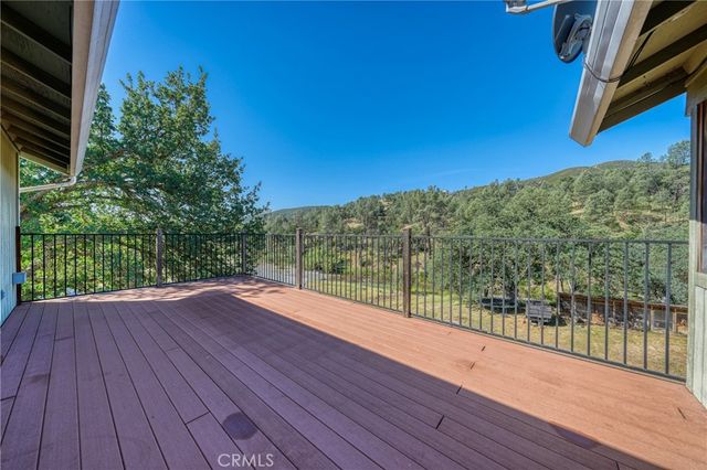 3409 Wolf Creek, Clearlake Oaks, CA 95423