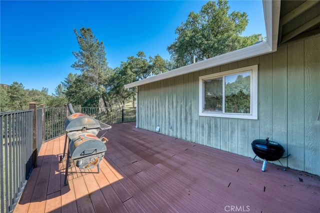 3409 Wolf Creek, Clearlake Oaks, CA 95423