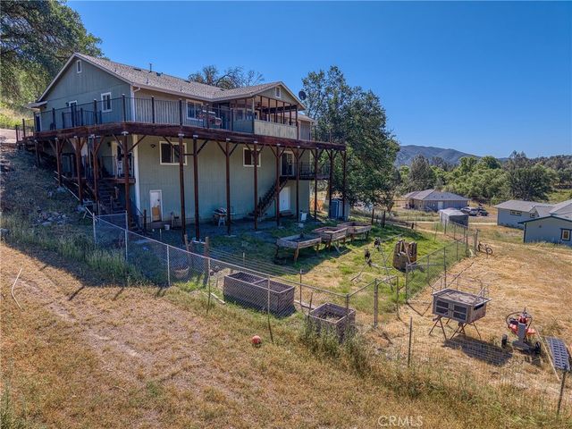 3409 Wolf Creek, Clearlake Oaks, CA 95423
