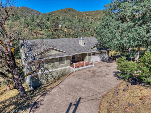 3409 Wolf Creek, Clearlake Oaks, CA 95423