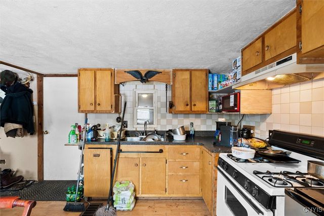 5306 Buyea Road, Fenner, NY 13035