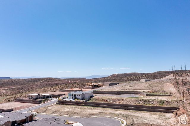 3967 N HILLSIDE WAY, Santa Clara, UT 84765