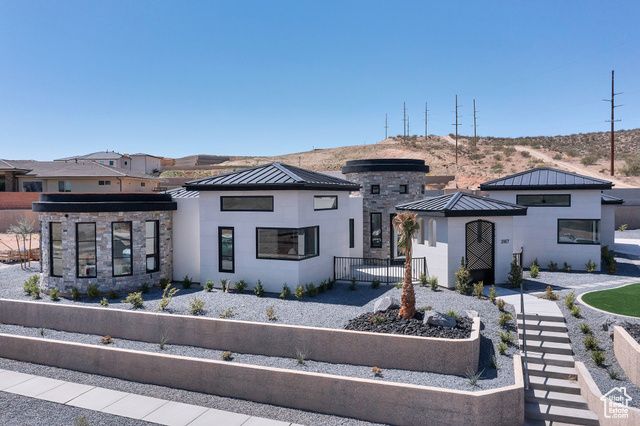 3967 N HILLSIDE WAY, Santa Clara, UT 84765