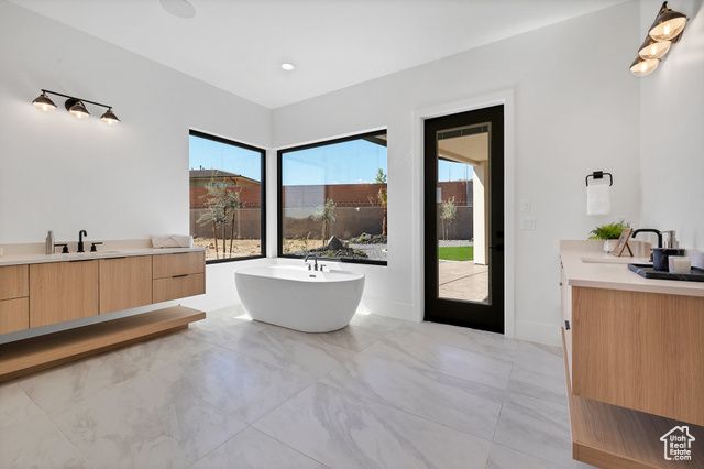 3967 N HILLSIDE WAY, Santa Clara, UT 84765