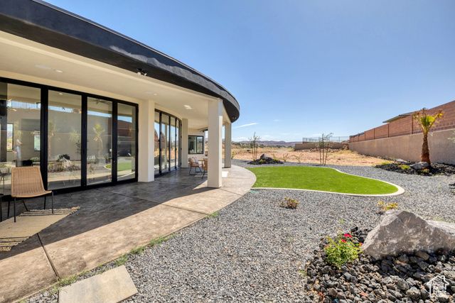 3967 N HILLSIDE WAY, Santa Clara, UT 84765