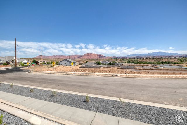 3967 N HILLSIDE WAY, Santa Clara, UT 84765