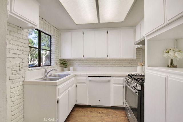 1680 Shady Brook, Fullerton, CA 92831