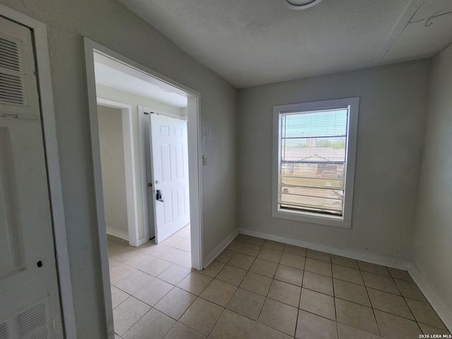 424 Natalen, San Antonio, TX 78209