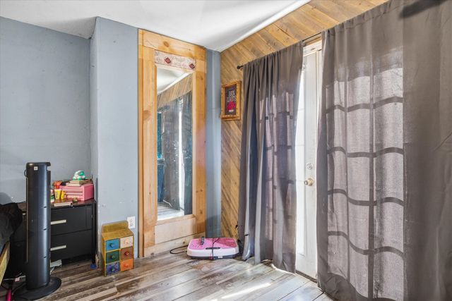 213 Westview Drive, Gun Barrel City, TX 75156