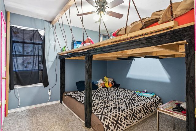 213 Westview Drive, Gun Barrel City, TX 75156