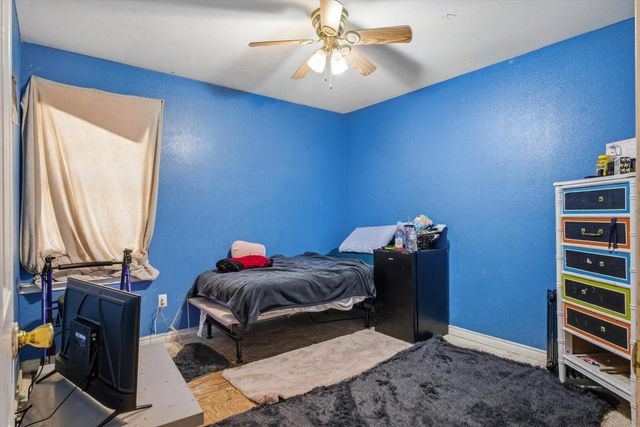 213 Westview Drive, Gun Barrel City, TX 75156