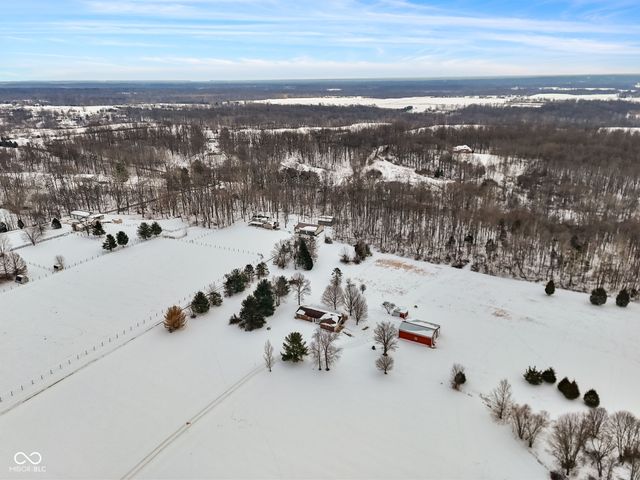 6295 New Harmony Road, Martinsville, IN 46151