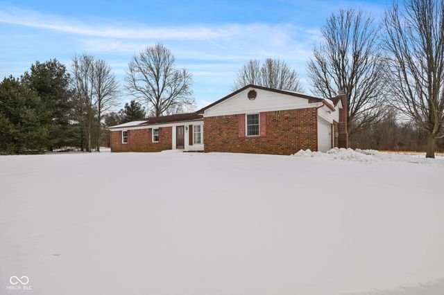 6295 New Harmony Road, Martinsville, IN 46151