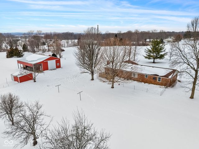 6295 New Harmony Road, Martinsville, IN 46151