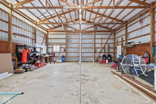 6295 New Harmony Road, Martinsville, IN 46151