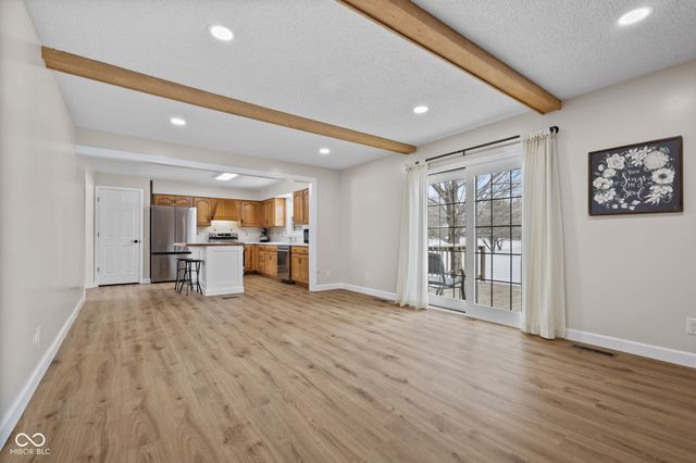 6295 New Harmony Road, Martinsville, IN 46151