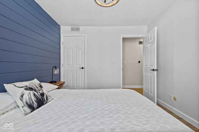 6295 New Harmony Road, Martinsville, IN 46151