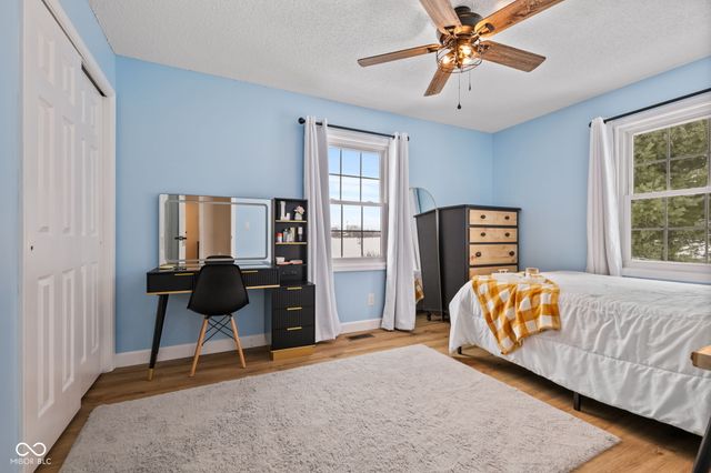 6295 New Harmony Road, Martinsville, IN 46151