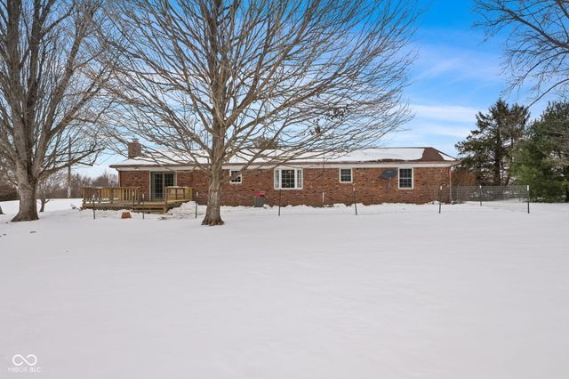 6295 New Harmony Road, Martinsville, IN 46151