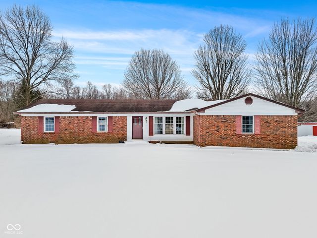 6295 New Harmony Road, Martinsville, IN 46151