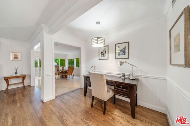 3771 Longview Valley Road, Sherman Oaks, CA 91423