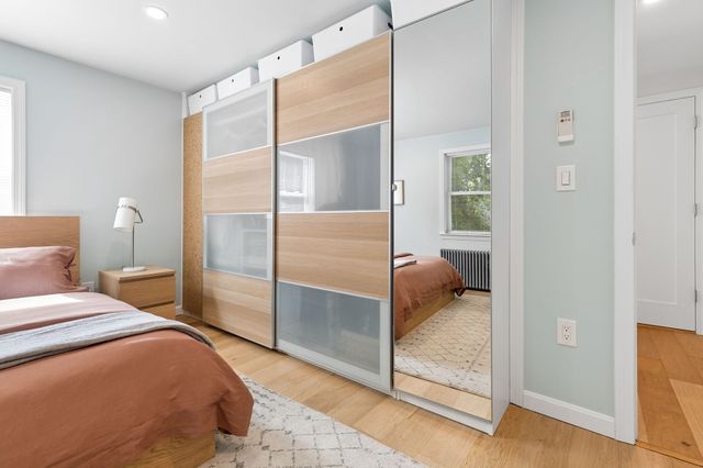 84 West St, Newton, MA 02458