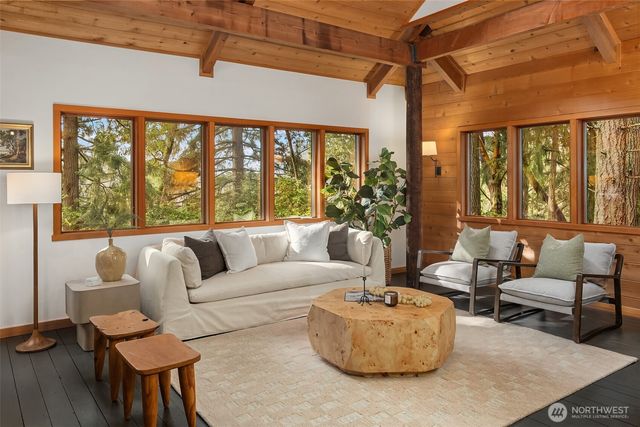 22602 Old Mill Road SW, Vashon, WA 98070