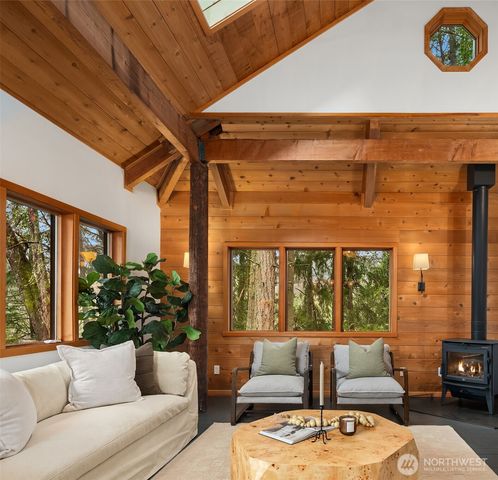 22602 Old Mill Road SW, Vashon, WA 98070