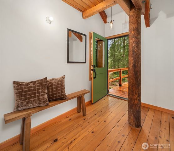 22602 Old Mill Road SW, Vashon, WA 98070