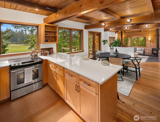 22602 Old Mill Road SW, Vashon, WA 98070