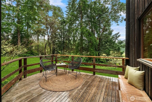 22602 Old Mill Road SW, Vashon, WA 98070