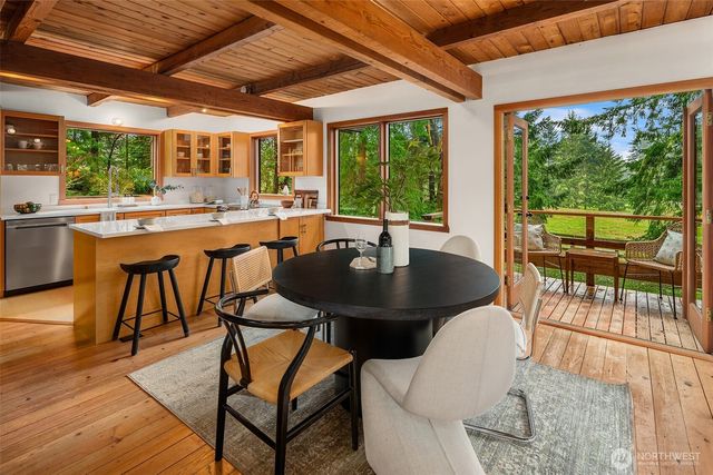 22602 Old Mill Road SW, Vashon, WA 98070