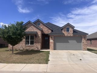 322 Cowboy Lane, Wolfforth, TX 79382