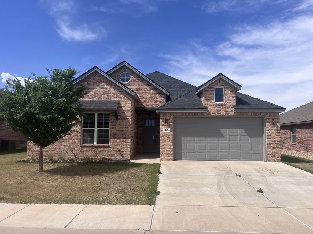 322 Cowboy Lane, Wolfforth, TX 79382