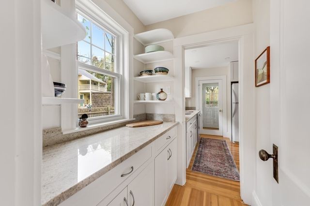 41 Lee Street A, Cambridge, MA 02139