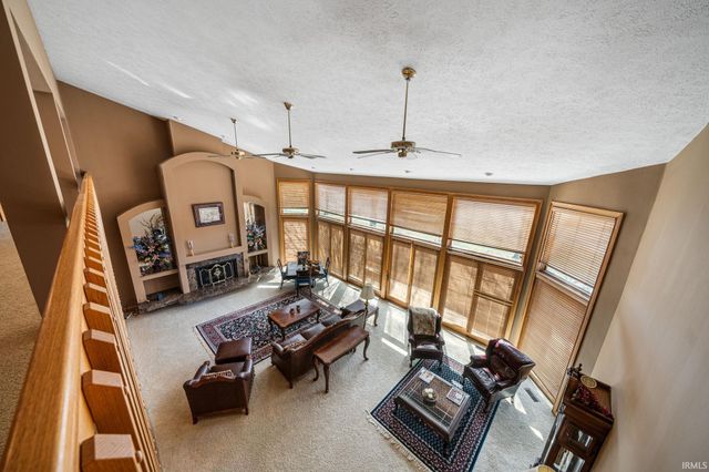 27 Quail Island, Elkhart, IN 46514