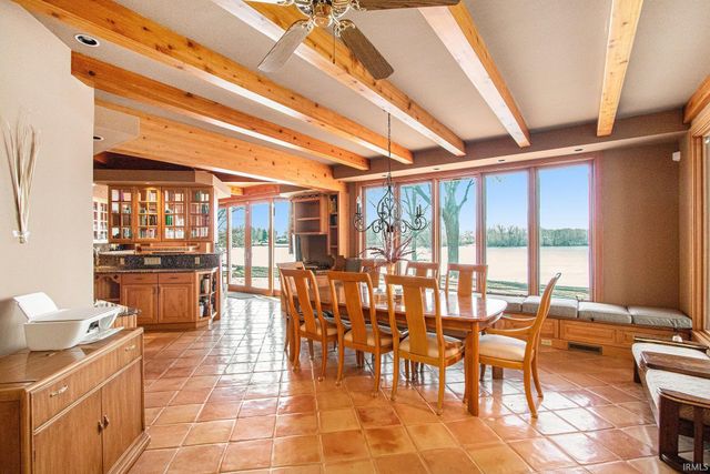 27 Quail Island, Elkhart, IN 46514