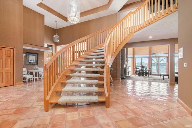 27 Quail Island, Elkhart, IN 46514