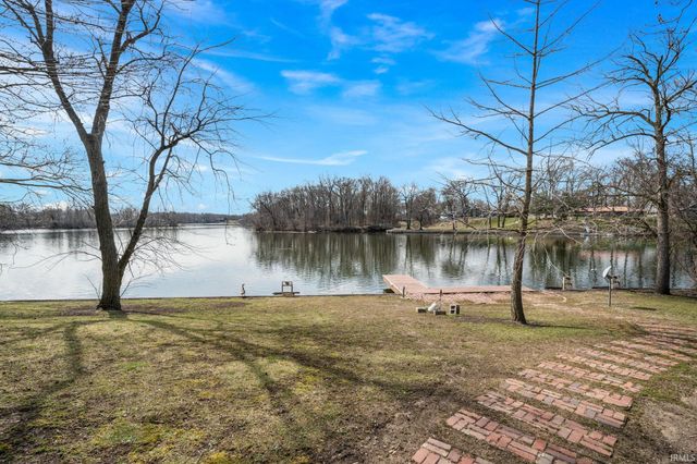 27 Quail Island, Elkhart, IN 46514