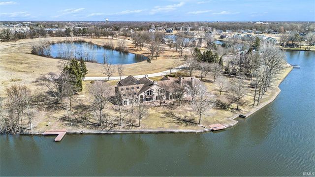 27 Quail Island, Elkhart, IN 46514