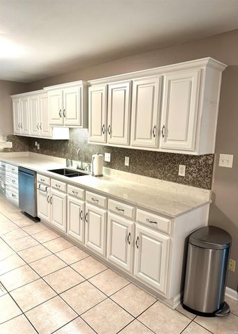 990 Jamestown Circle, Jacksonville, AR 72076