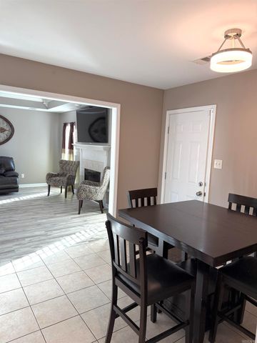 990 Jamestown Circle, Jacksonville, AR 72076