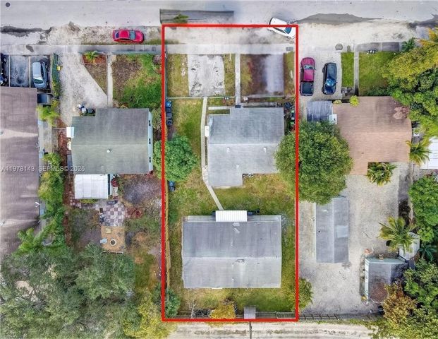 232 SW 23rd St 1-3, Fort Lauderdale, FL 33315