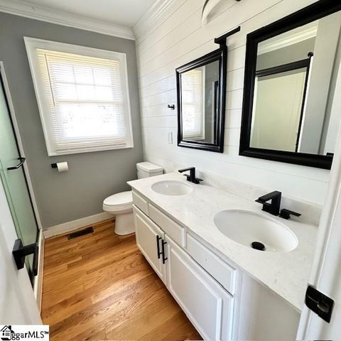 8 Pembroke Lane, Taylors, SC 29687