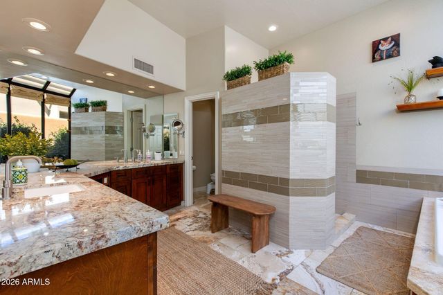 10489 N 99TH Street, Scottsdale, AZ 85258