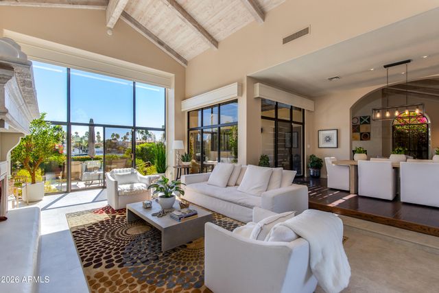 10489 N 99TH Street, Scottsdale, AZ 85258