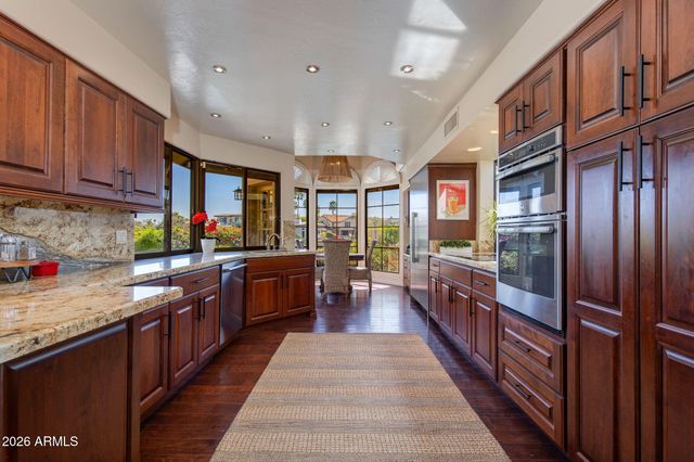 10489 N 99TH Street, Scottsdale, AZ 85258